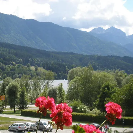 Gaestehaus Wallner *