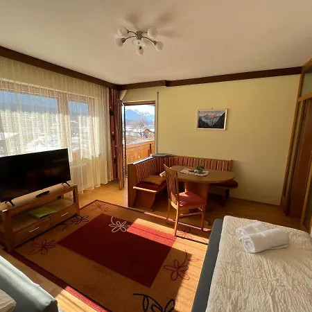 Gaestehaus Wallner アパート Presseggen