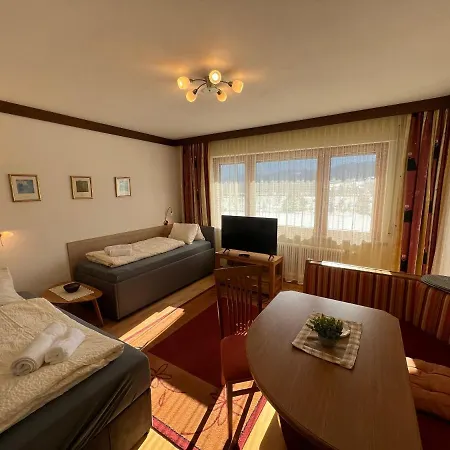 Gaestehaus Wallner * Presseggen