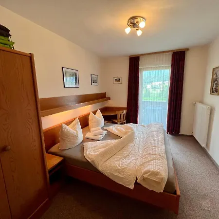 Gaestehaus Wallner *