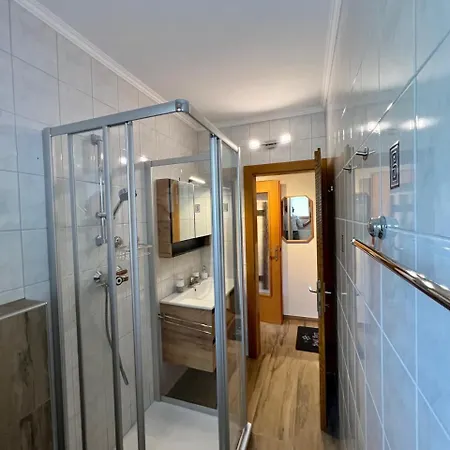 Gaestehaus Wallner *