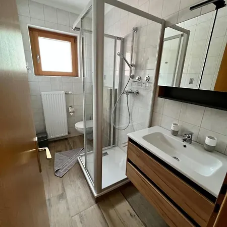 Gaestehaus Wallner דירה *