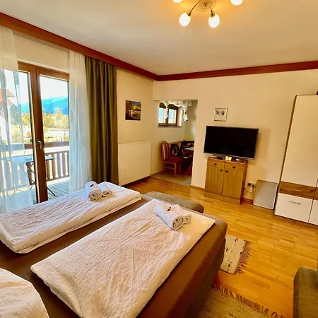 Gaestehaus Wallner Apartment Presseggen